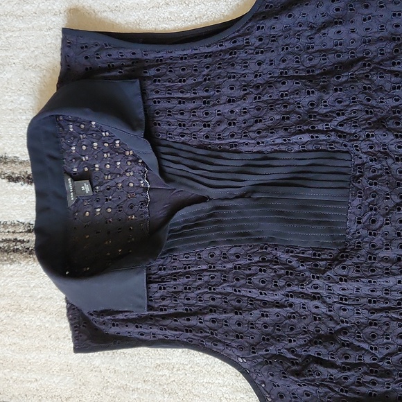 Ann Taylor Eyelet Top - Picture 2 of 6